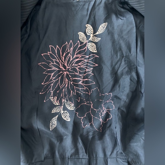 Bebe Vintage Blazer Black Pinstripe size 8 Cropped - Picture 11 of 15